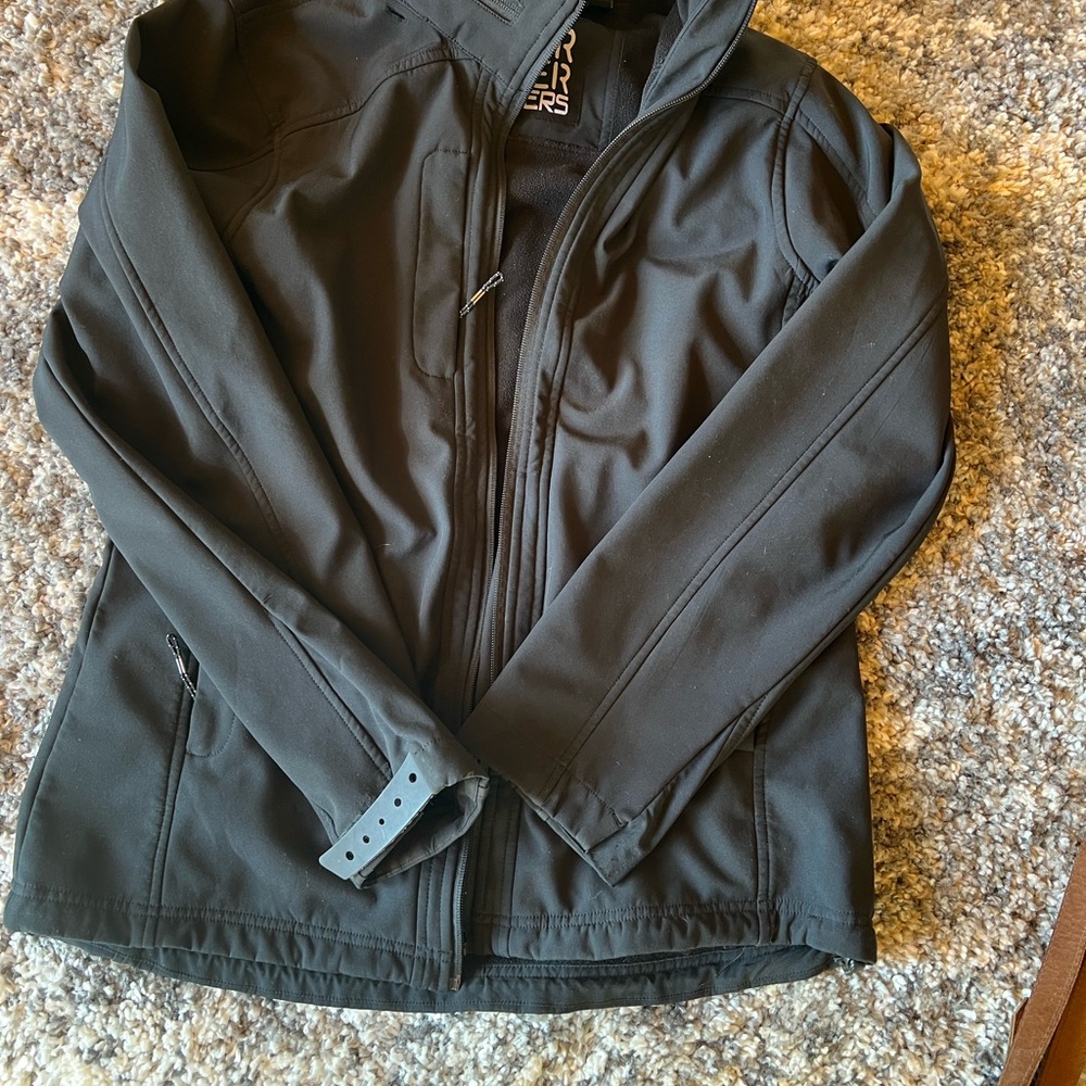Black Utility Jacket with Adjustable Cuffs and Weatherproof Material